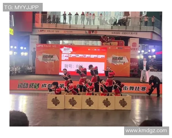 深圳街舞队协作之道：深入探讨团队配合与舞蹈艺术的完美融合
